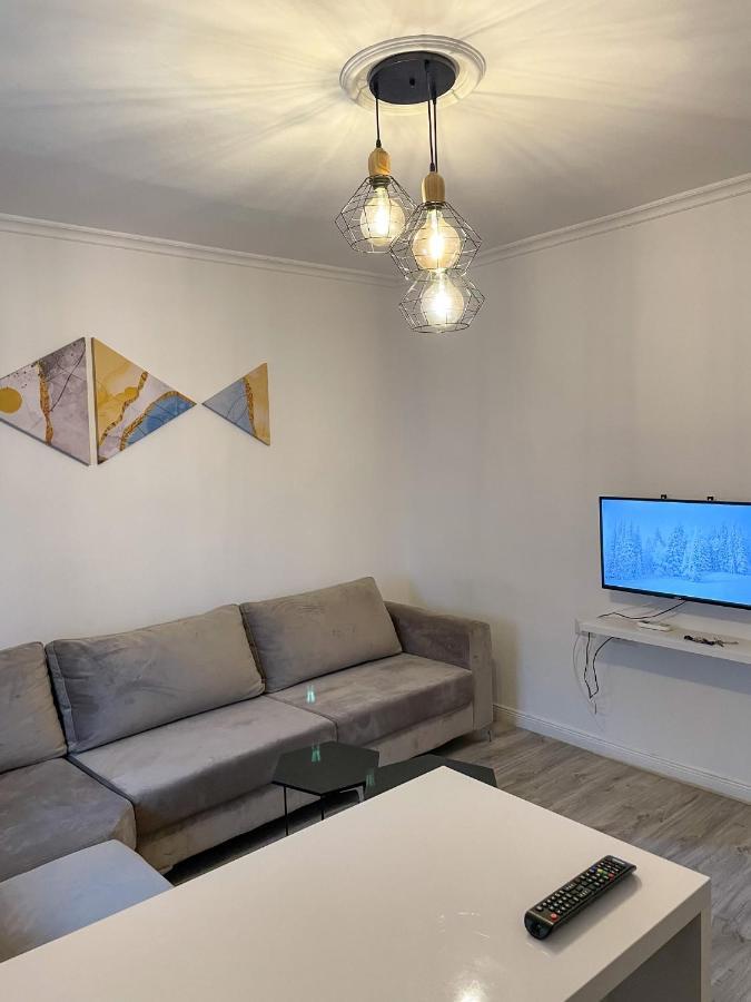 Centre View Apartment Tirana Eksteriør billede